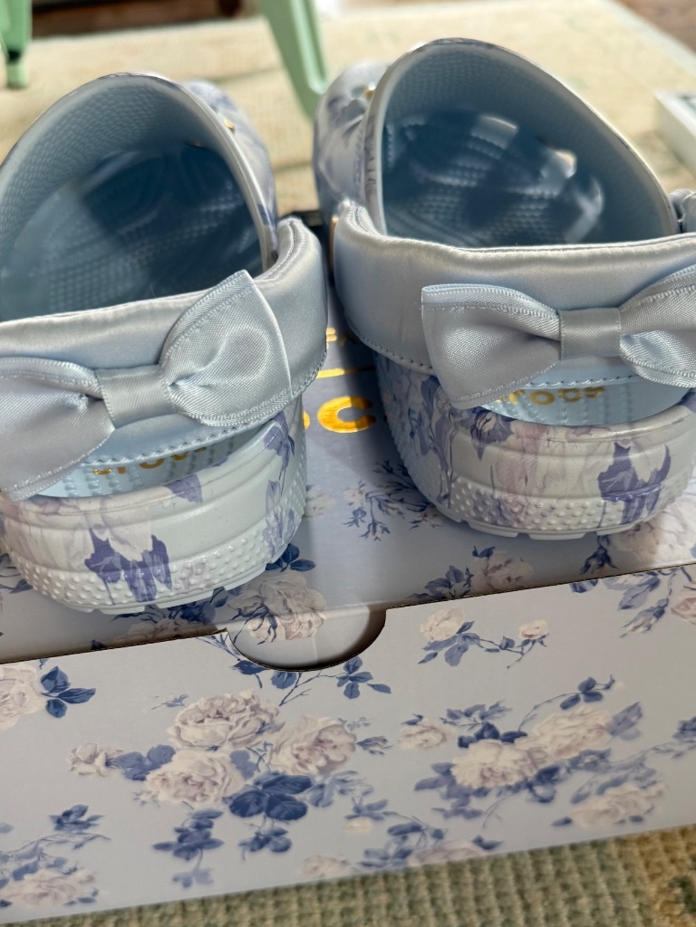 Loveshackfancy Classic Crocs - Picture 6 of 10